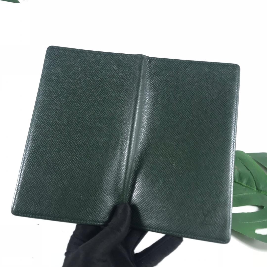 Louis Vuitton Coin Case Portumone Bowat Green Episea Taiga M30384 Purse  Leather MI1012 LOUIS VUITTON Square LV