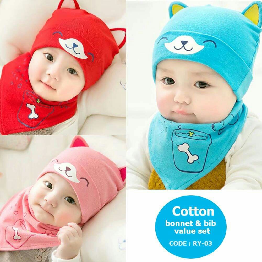 baby with bib