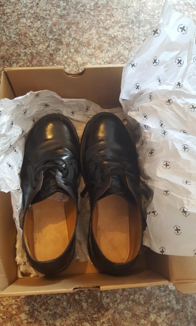 Dr. Martens (with bouncing soles), Men's Fashion, Footwear, Dress Shoes ...