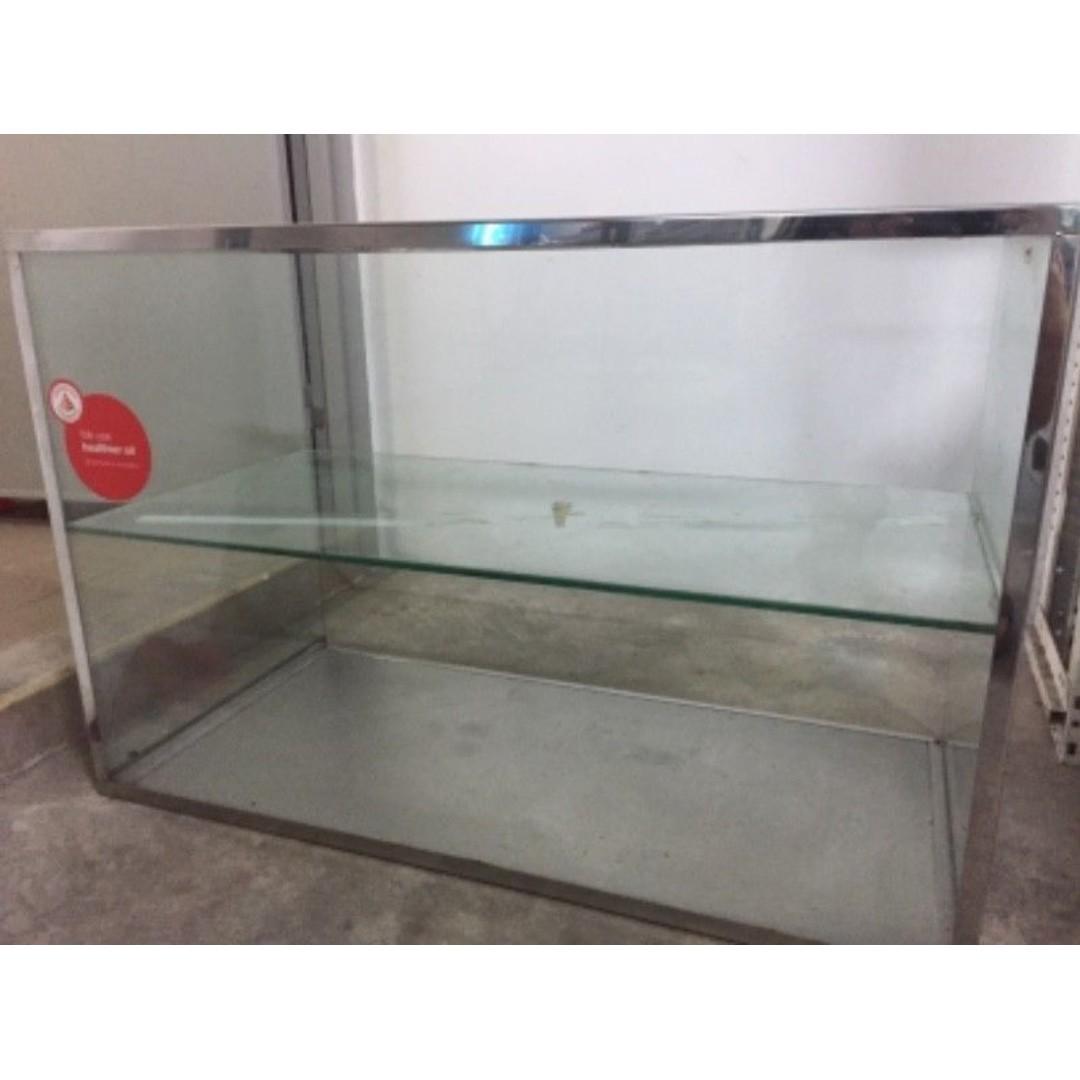 Glass Display Glass Showcase Food Display Food Showcase Everything Else On Carousell