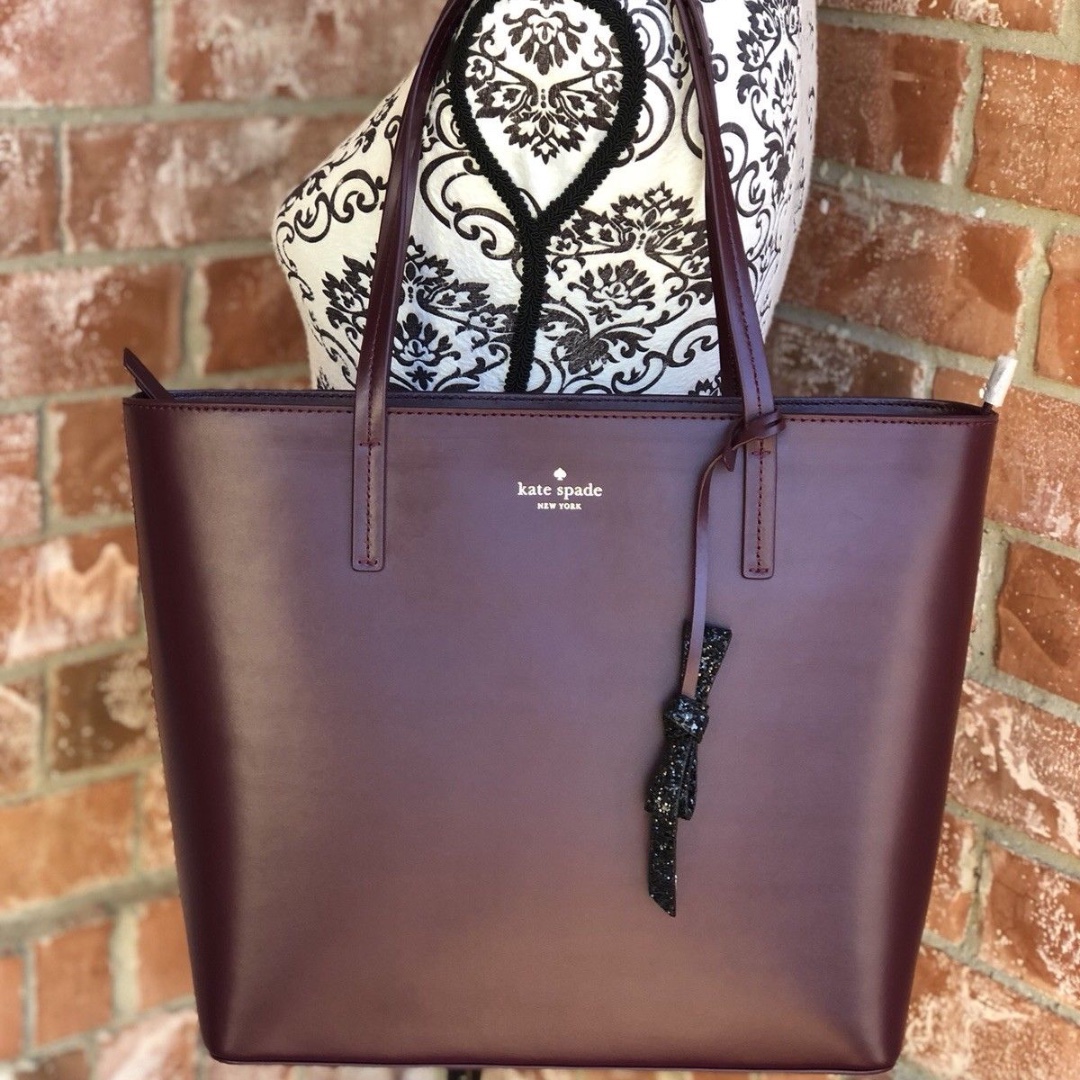plum tote bag
