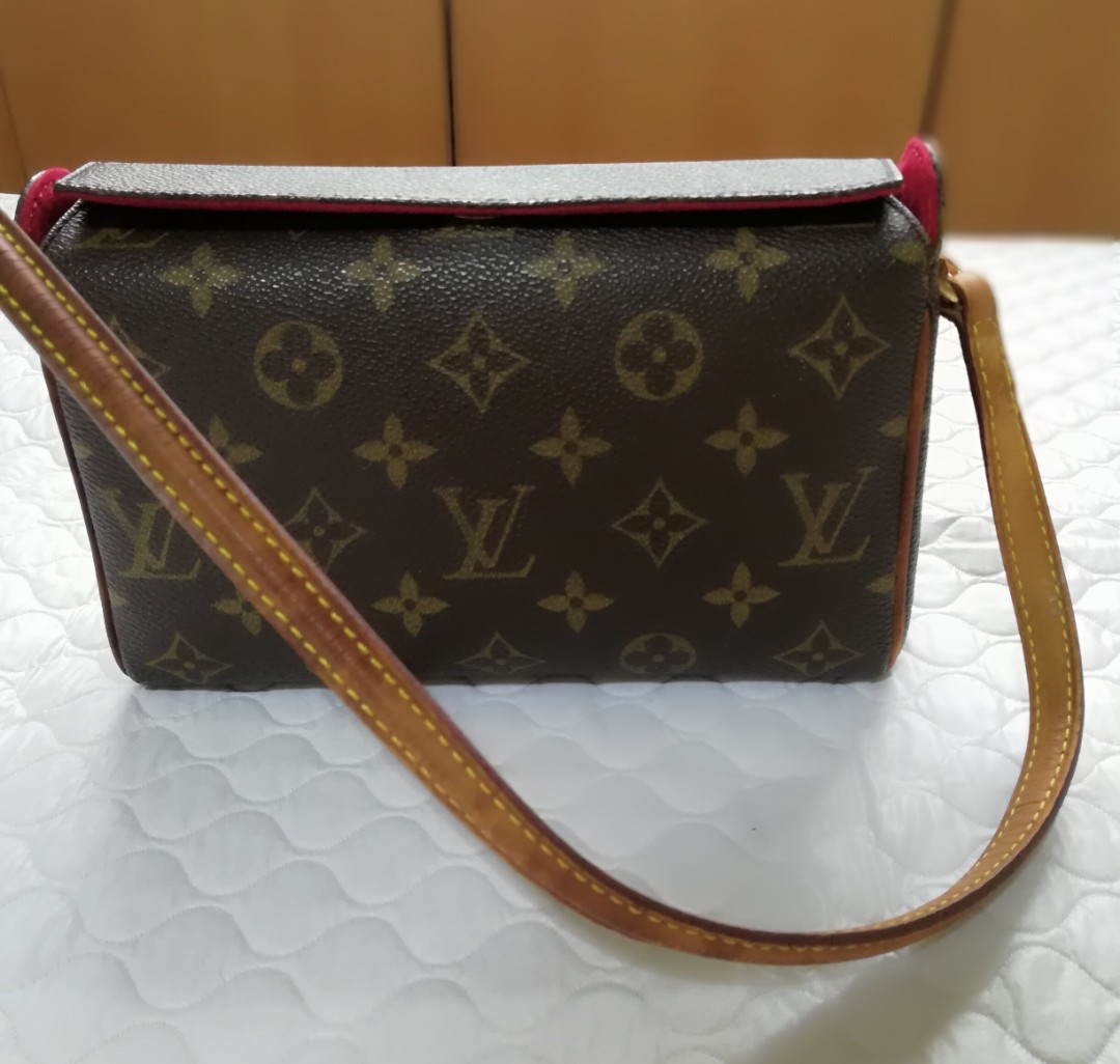 Louis Vuitton (Bought in 2004), Luxury, Bags & Wallets on Carousell