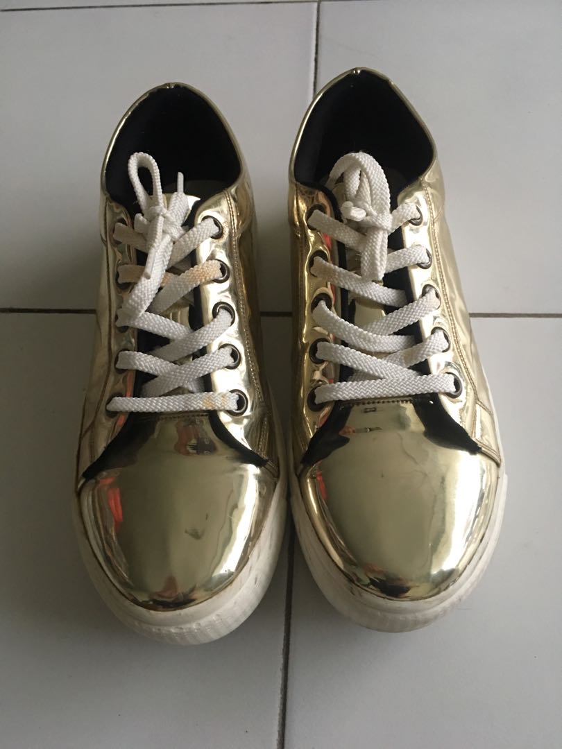 Sepatu Elizabeth Women S Fashion Women S Shoes On Carousell