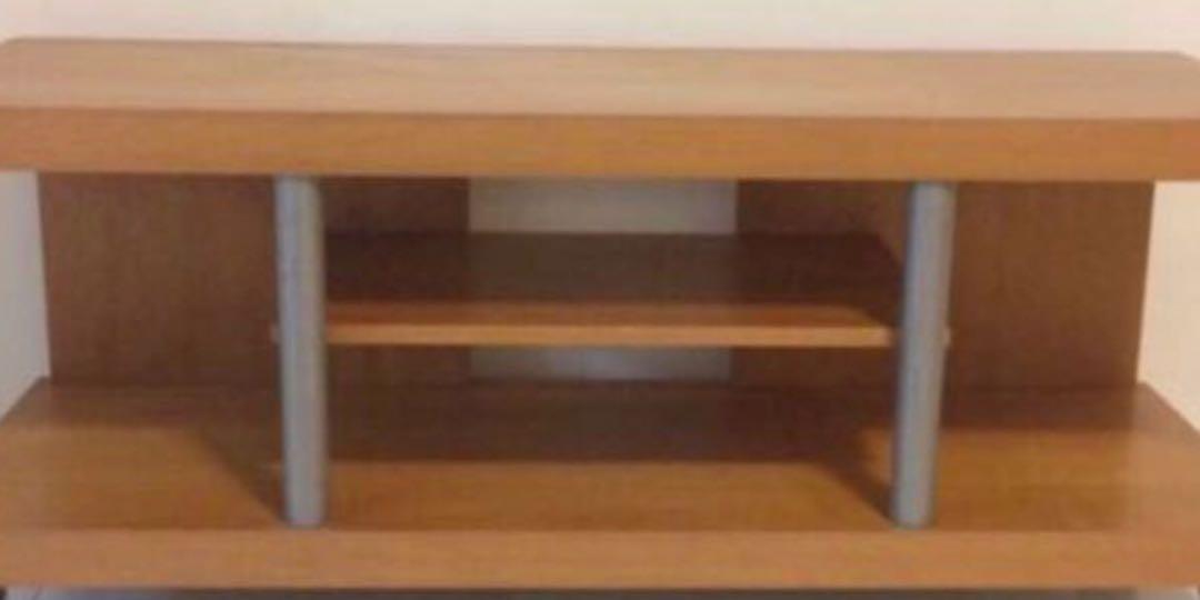 Tv rAck, Furniture & Home Living, Furniture, TV Consoles on Carousell