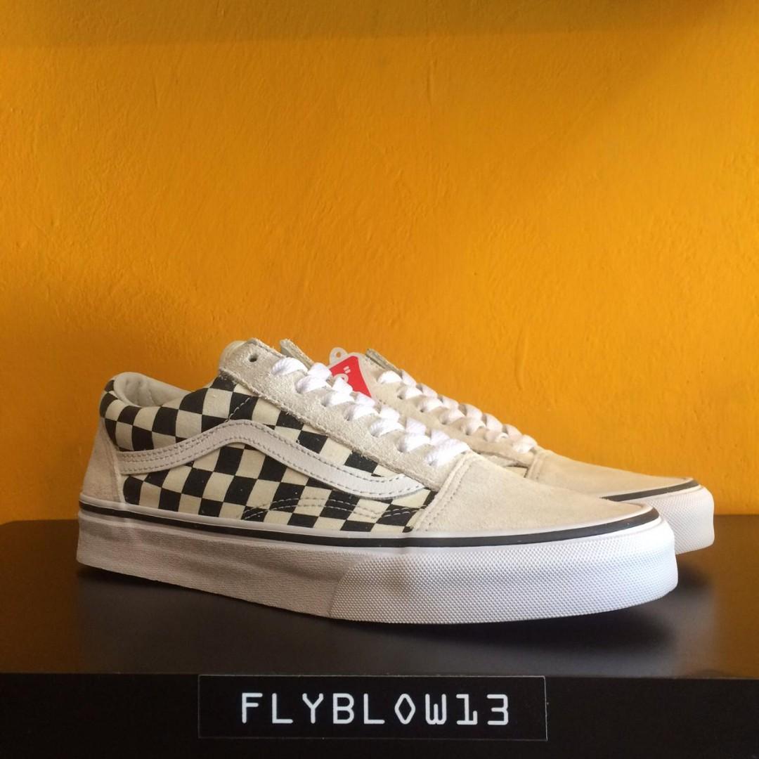 vans old skool checkerboard white
