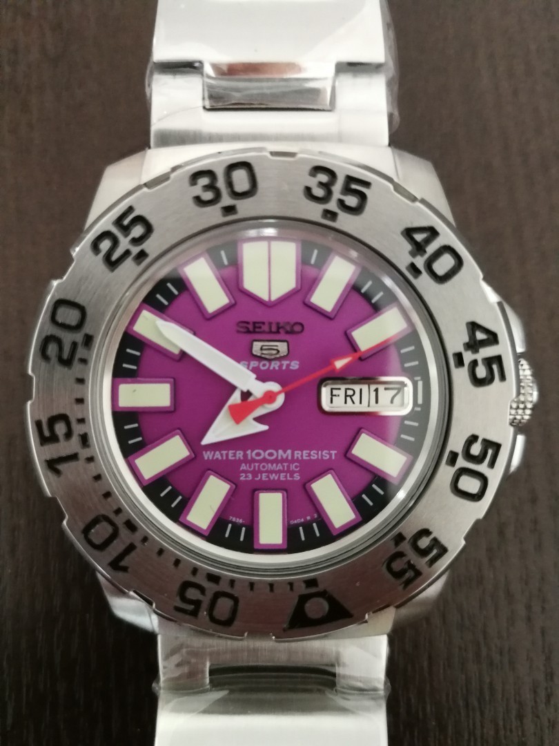 seiko 5 baby monster