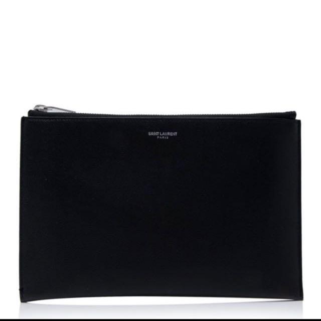 Ysl clutch bought from Reebonz use twice only comes with box and card