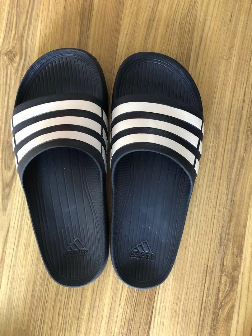 Adidas men slippers (size 9), Men's 