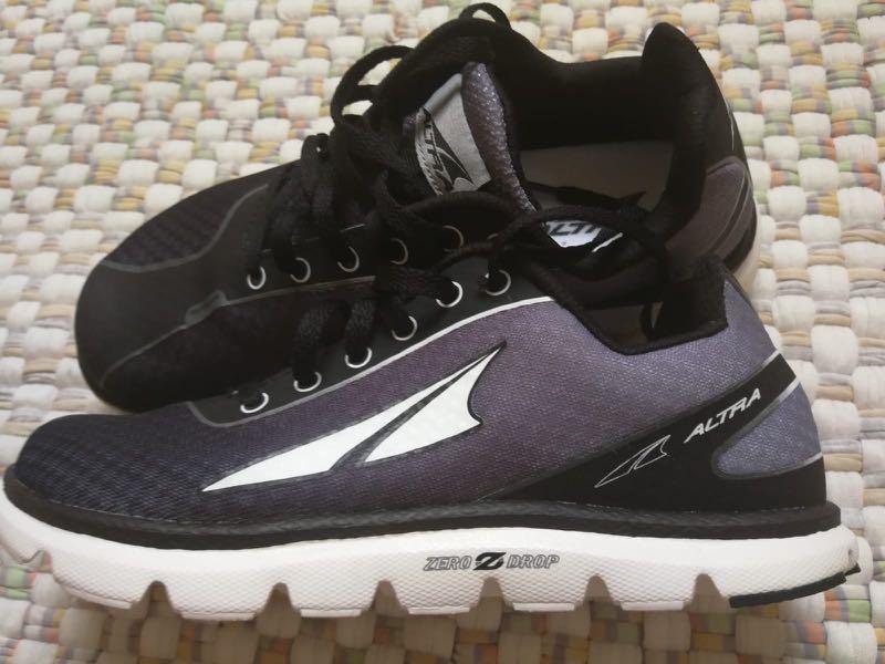 ladies road running shoes