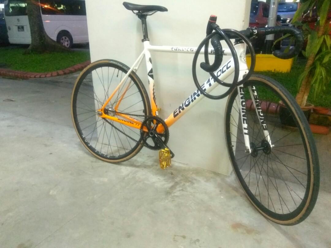 Wtt Wts Engine 11 Vortex Orange And White Fixie Bicycles Pmds Bicycles Fixies On Carousell Wtt Wts Engine 11 Vortex Orange And White Fixie Bicycles Pmds Bicycles Fixies On Carousell