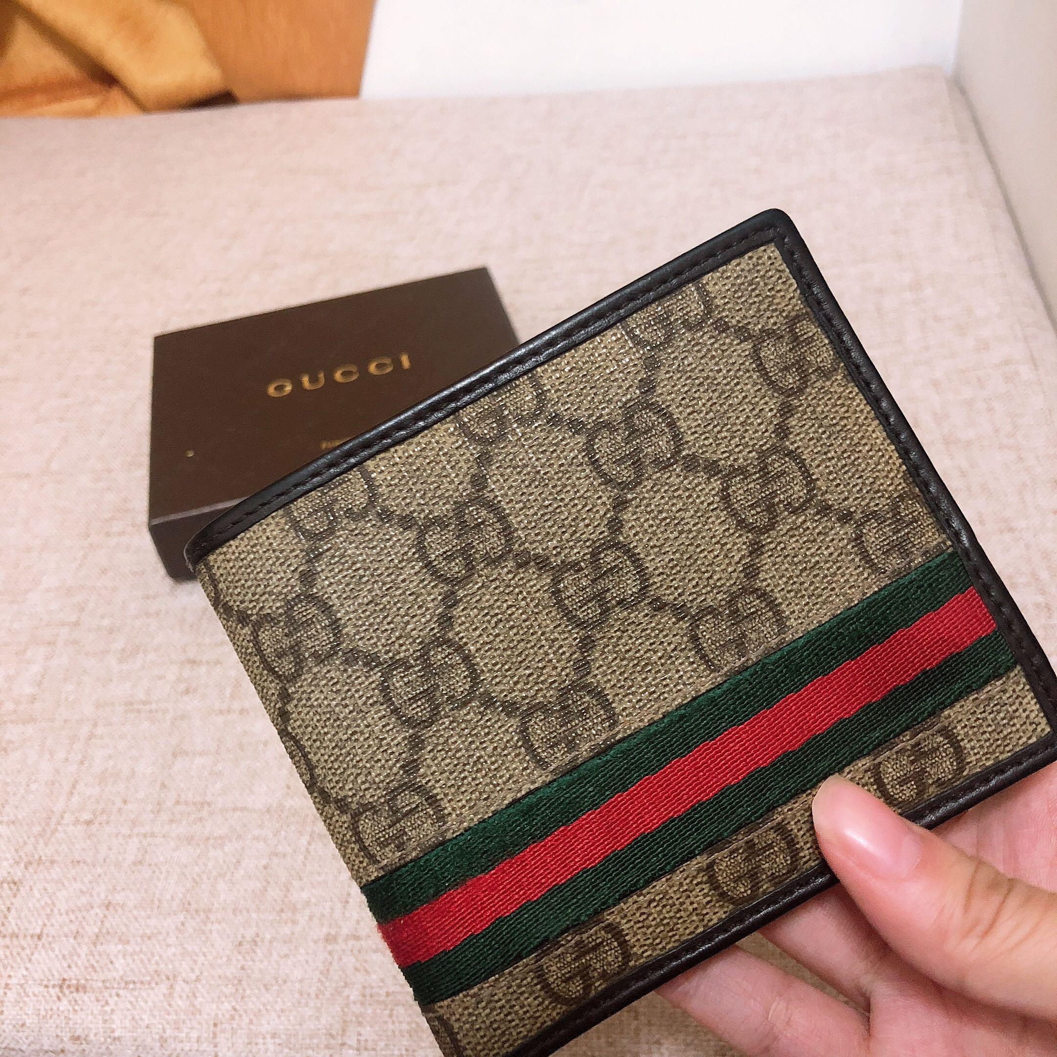 Gucci card holder, Men's Fashion, Watches & Accessories, Wallets & Card  Holders on Carousell