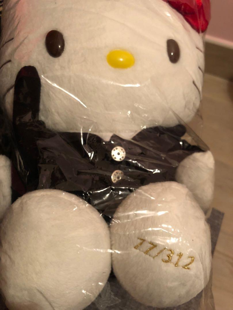 Hello Kitty 公仔 （分類：絨毛玩具）位於 Hong Kong。 由 ykw218 提交（商品編號 203872003，圖片 2）。簡介： 限量版 100% real。