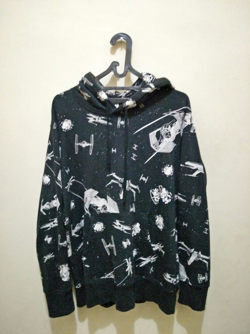 Harga hoodie uniqlo star wars clearance