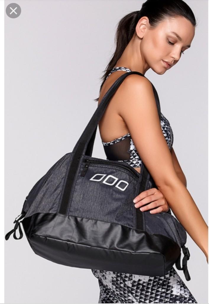 Lorna jane duffle bag store