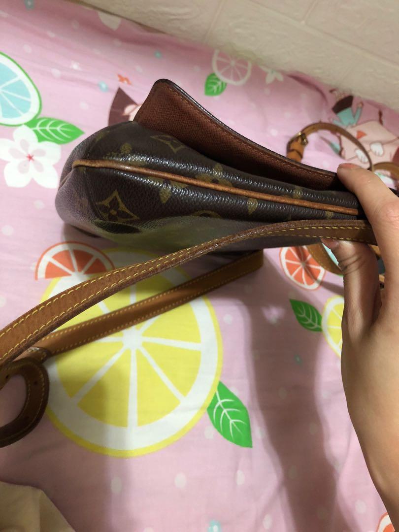 LV Bag （分類：手袋及銀包）位於 Hong Kong。 由 ting0106 提交（商品編號 203973821，圖片 2）。簡介： 割‼️舊嘅唔去，新嘅入唔到屋 7成半新 有興趣可小議。