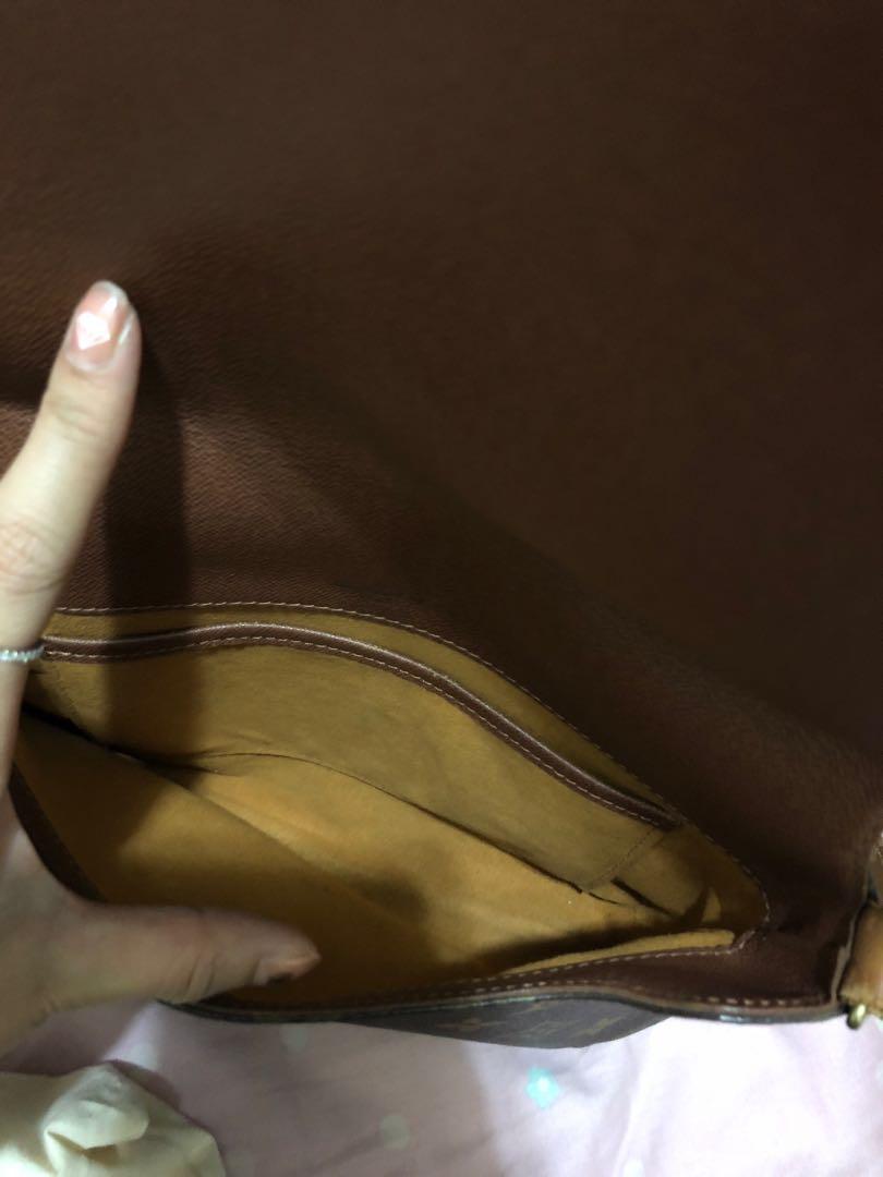 LV Bag （分類：手袋及銀包）位於 Hong Kong。 由 ting0106 提交（商品編號 203973821，圖片 3）。簡介： 割‼️舊嘅唔去，新嘅入唔到屋 7成半新 有興趣可小議。