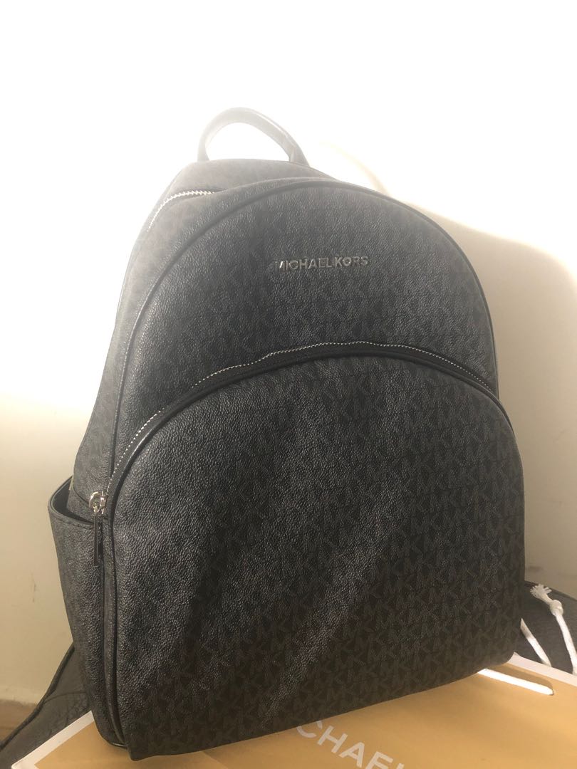 mk pack bag