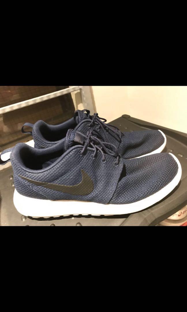 nike roshe run navy