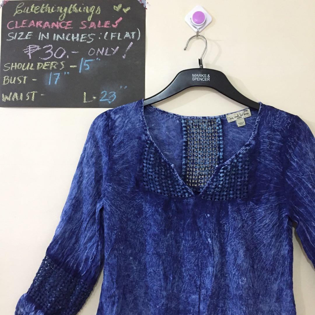Petite Medium - Tie-Dyed Blue 3/4 Sleeved Top (Category: Others Tops) located in Santa Rosa. Submitted by cutethingthings (Listing ID 203931499, Image 2). Description: IMPT INFO ⬇️ 💳Last Price Posted 🚫when worn/ other pics ❌swap 📏refer to pictures for measurement- laid flat in inches ❇️ITEM CONDITION 8.5/10 📍Please make an offer for the posted amount only if you are a serious buyer. 📆 Reservation period: 2 days (Auto-unreserve after stated p