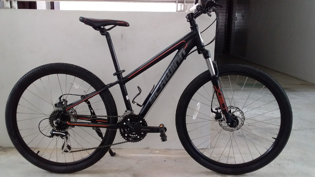 schwinn mesa 2 adult mountain bike