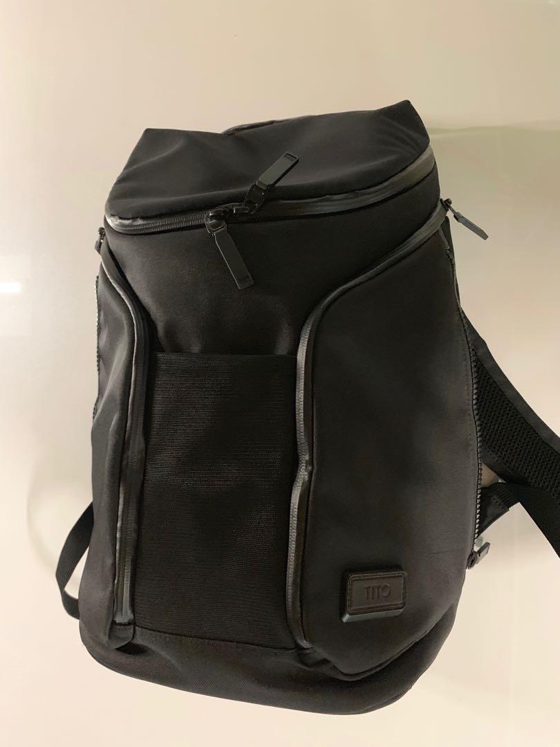 Tumi tahoe rockwell store