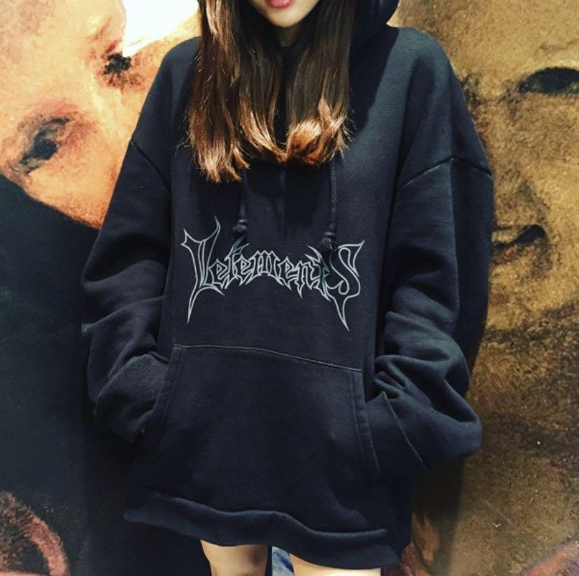 29 vetements black hoodie