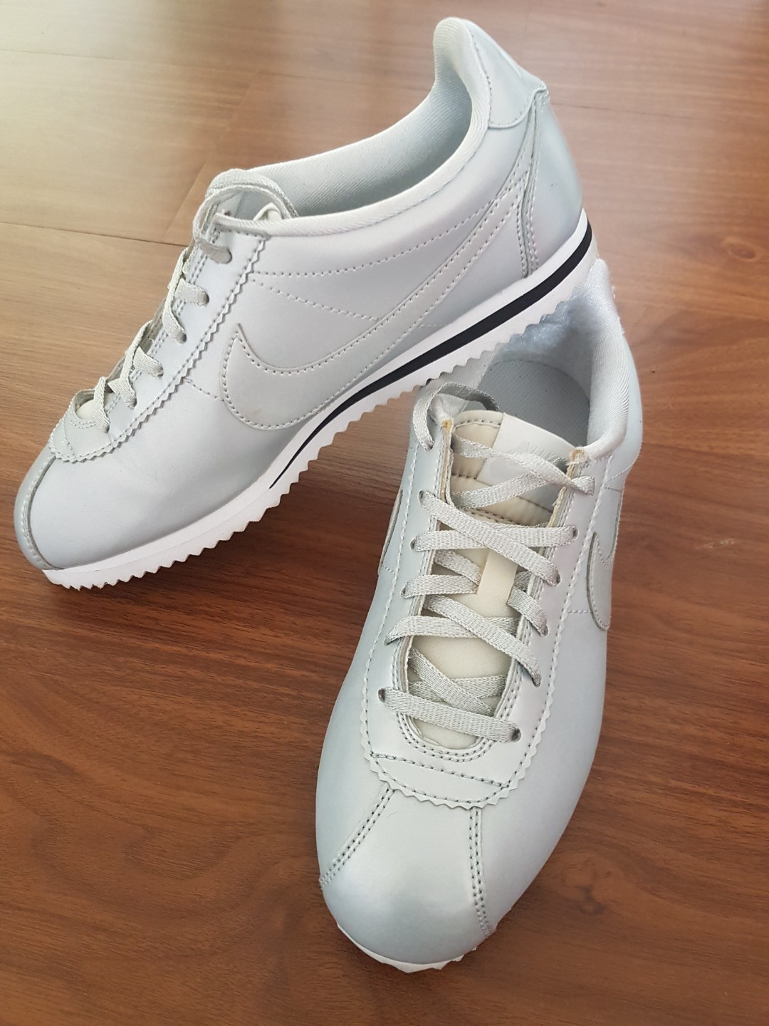 nike cortez authentic