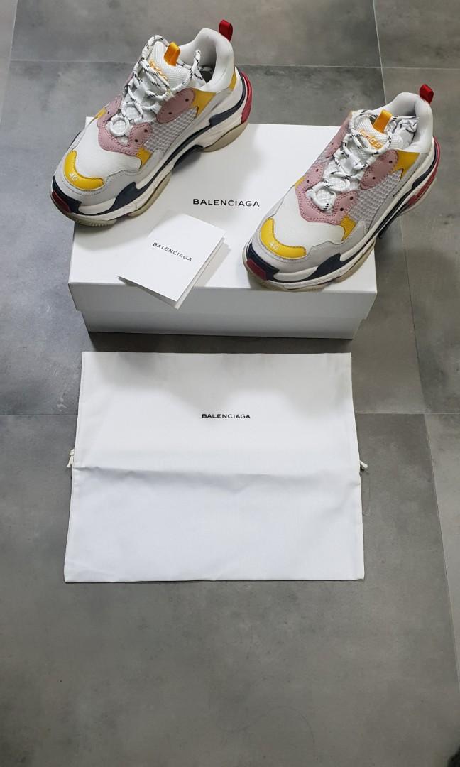Balenciaga Triple S Men S Fashion Footwear Sneakers On Carousell
