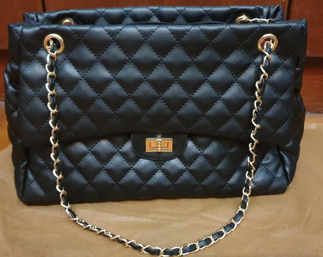 black quilted bag with gold chain, Off 79%