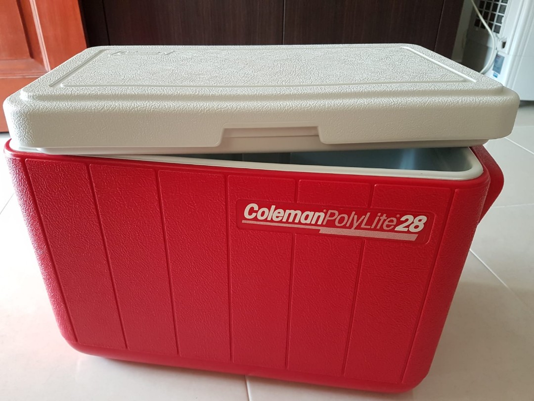 Coleman Cooler Box, Furniture & Home Living, Kitchenware & Tableware
