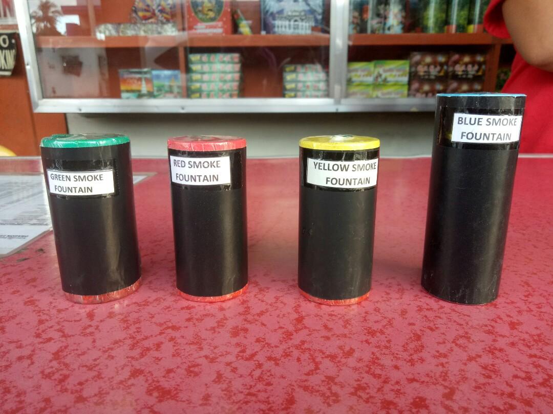 Colored Smoke Flares Bombs Fountains (Category: Everything Else Others) located in Caloocan City. Submitted by preamostore (Listing ID 204080227, Image 1). Description: Colored Smoke Flares at Php600/pc Each Colored Smoke Flares duration last for 30secs -ish *Available Colors: - Green - Red/Pink - Yellow - Blue *Note: - You may hold it, but we highly urge you to still follow safety precautions when using it. #colored #smoke #flares #bomb #fountai