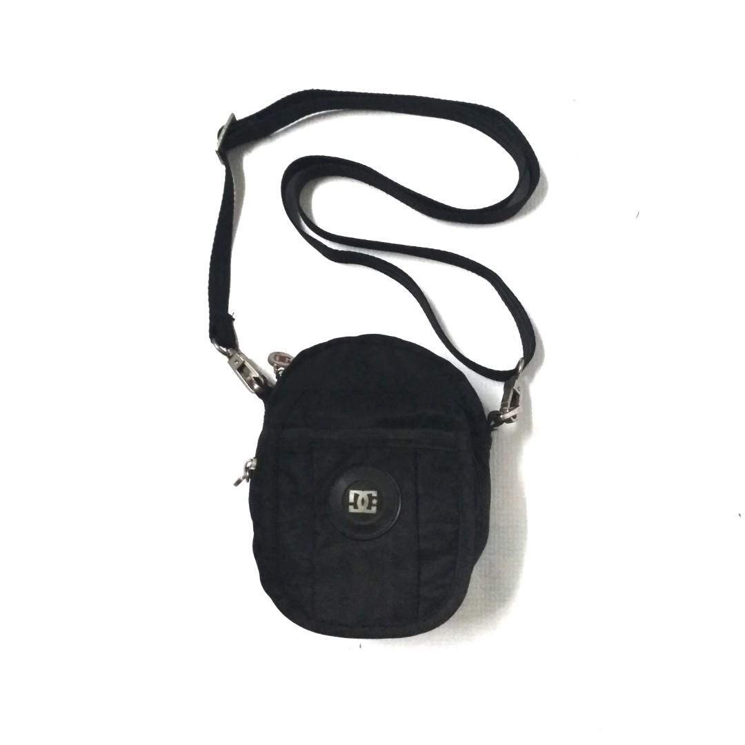 Dc shop sling bag