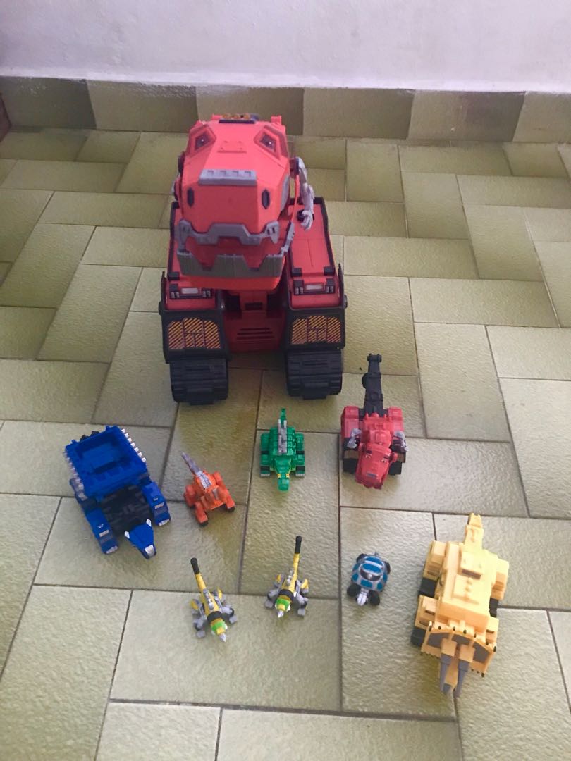 Dinotrux bundle, Hobbies & Toys, Toys & Games on Carousell