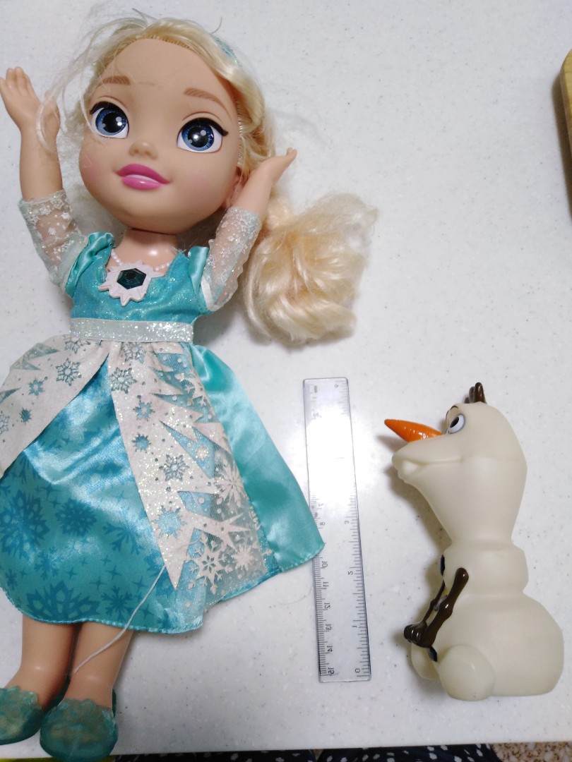 elsa doll with olaf