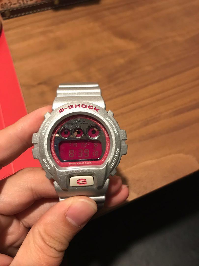 G shock silver top pink