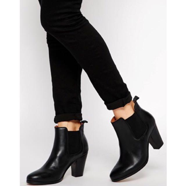 women's no heel chelsea boots