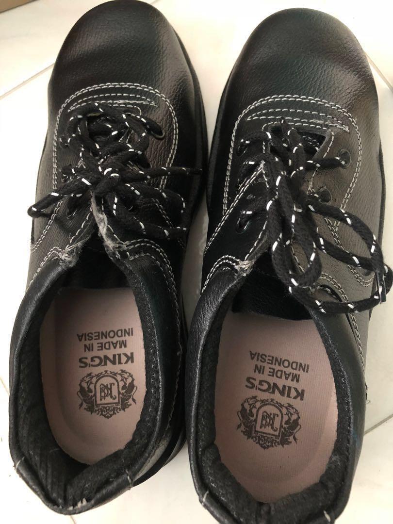 KING’S Safety Shoe (KR7000) Size 7, Men's Fashion, Footwear, Boots on Carousell