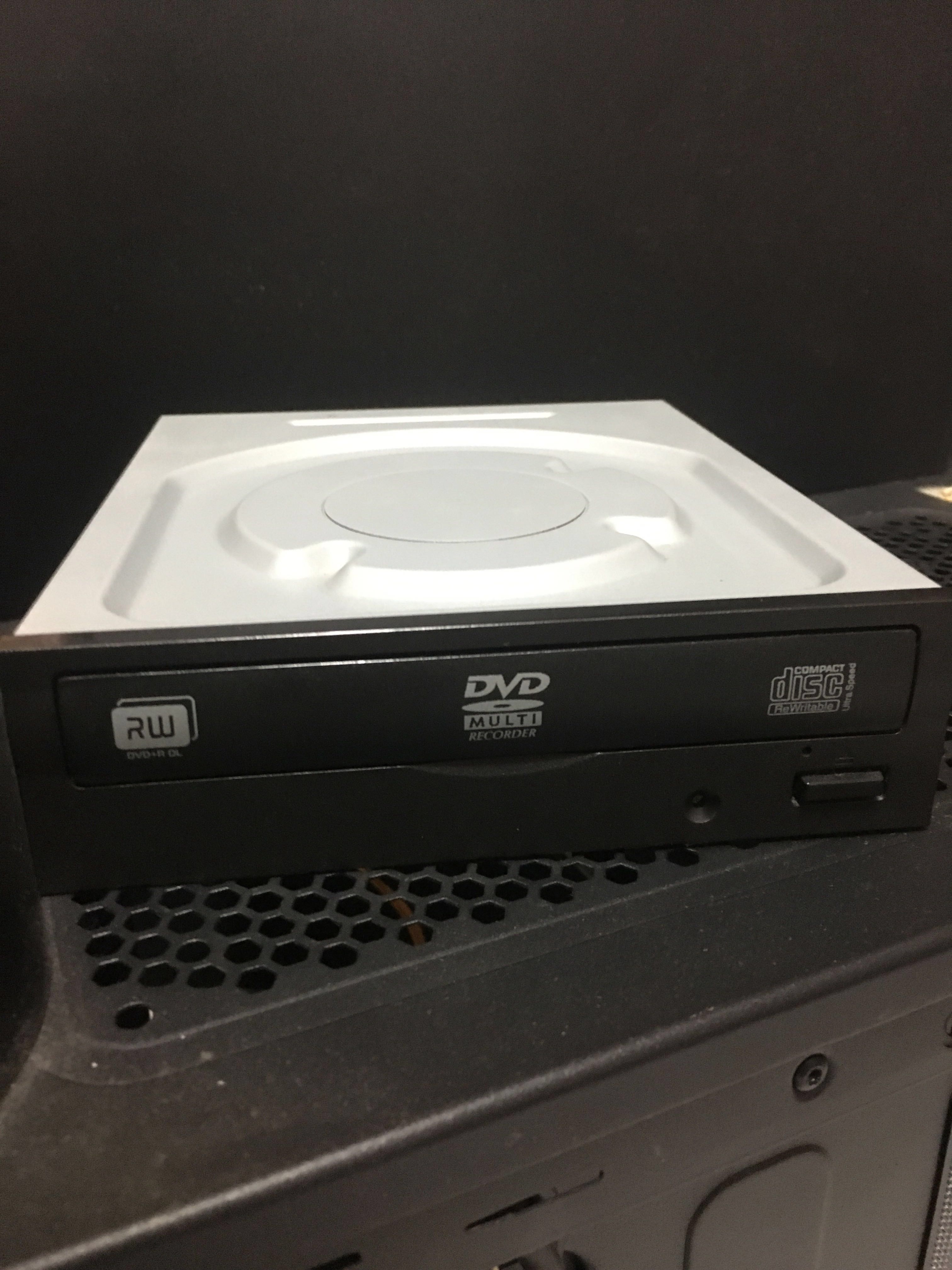 LITEON DVD CD RW Rewriter Burner Drive 內置燒錄機 iHAS12404, 電腦＆科技, 電腦周邊及配件, 硬碟及儲存器 Carousell