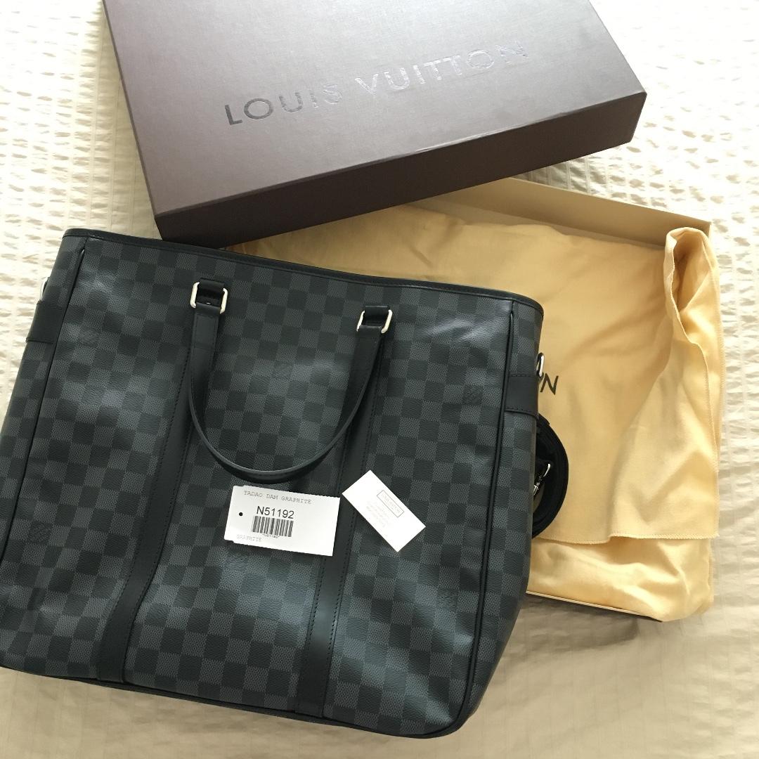 Louis Vuitton Damier Graphite Canvas Tadao GM Tote Bag, Luxury, Bags &  Wallets on Carousell