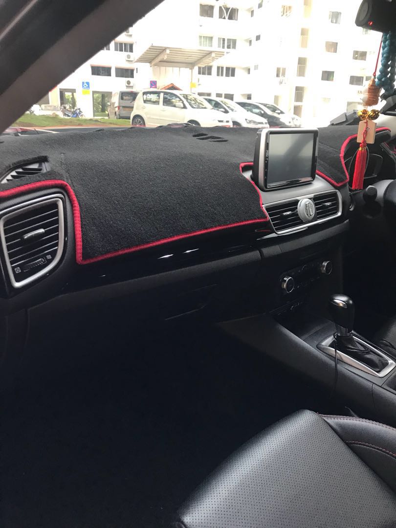 Mazda 3 dashboard cover top