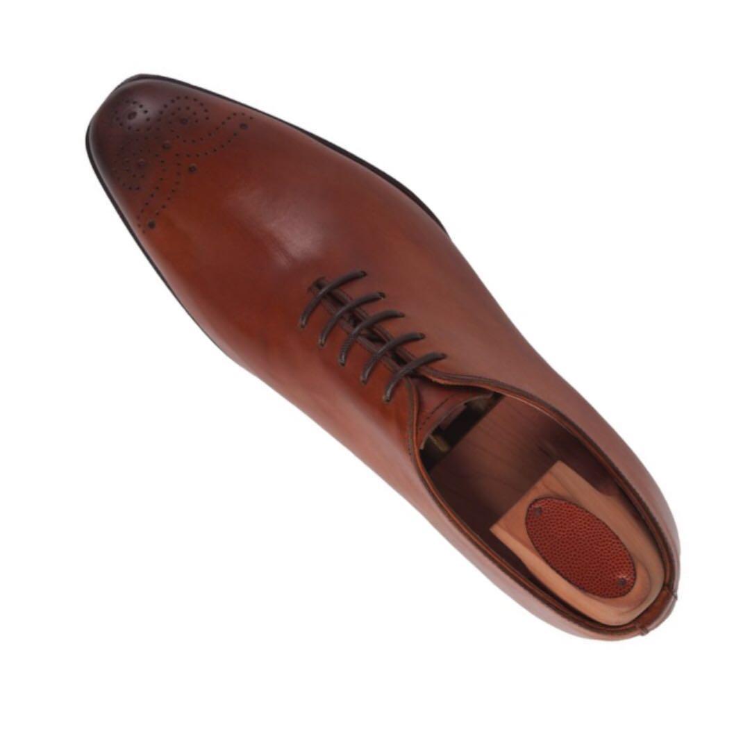 Mens dress shop shoe brand