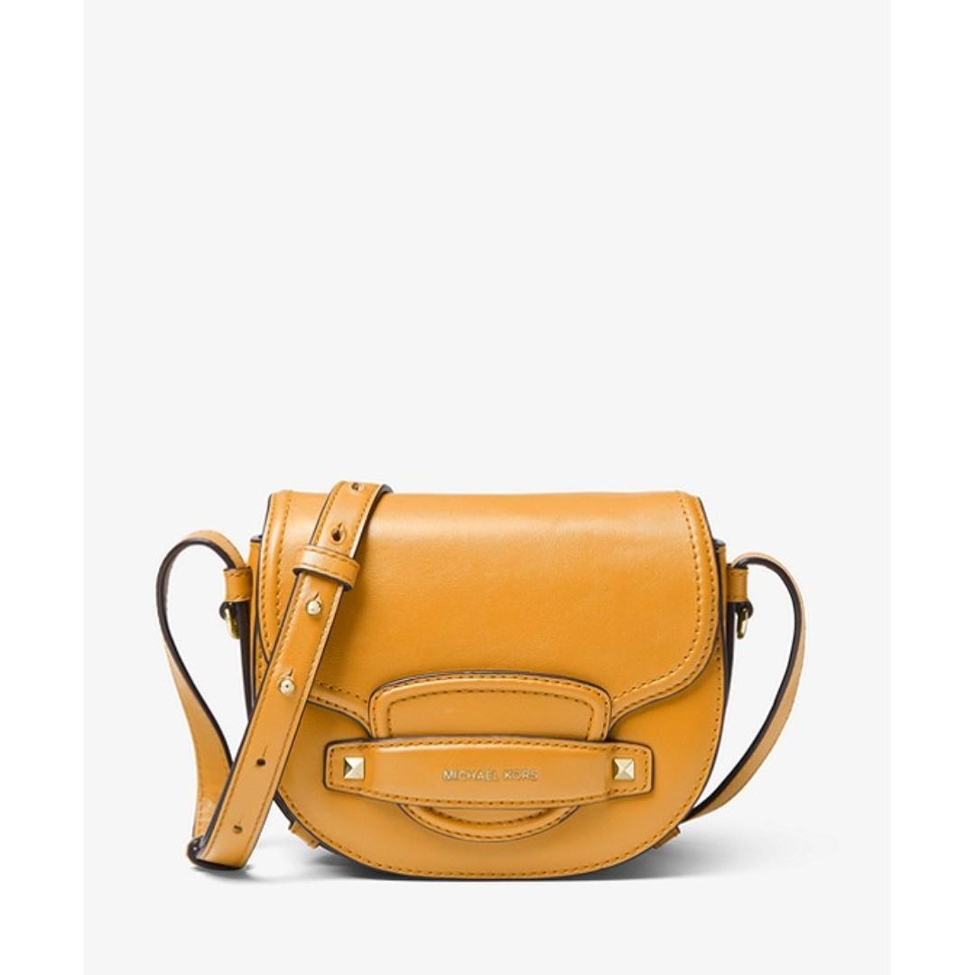 michael kors cary small leather saddle bag