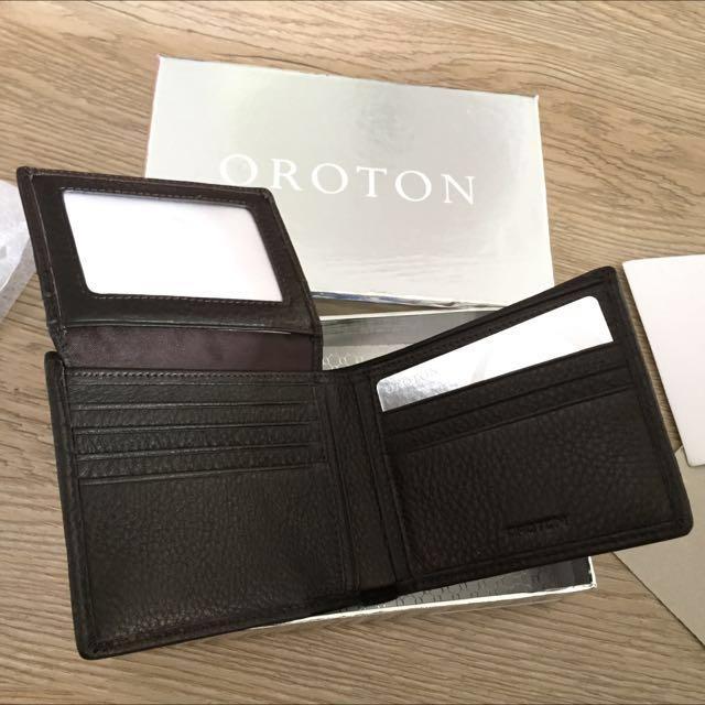 Oroton Wallet, Men's Fashion, Watches & Accessories, Wallets & Card