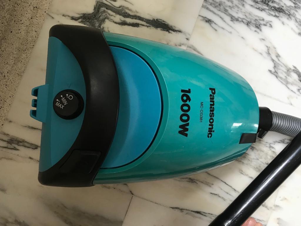 Panasonic vacuum cleaner, TV & Home Appliances, Vacuum Cleaner