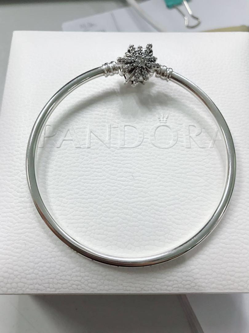 PANDORA The best is yet to come Limited Edition Bangle