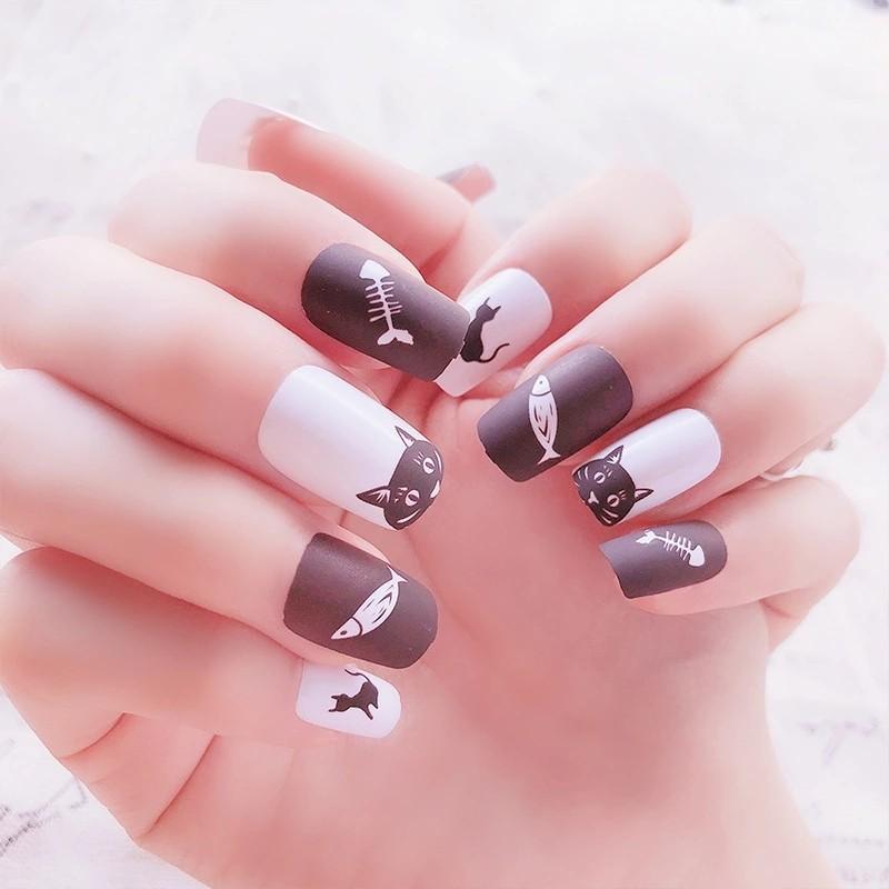 Simple Color High Quality False Nails Cute Black Cat Printing Fake