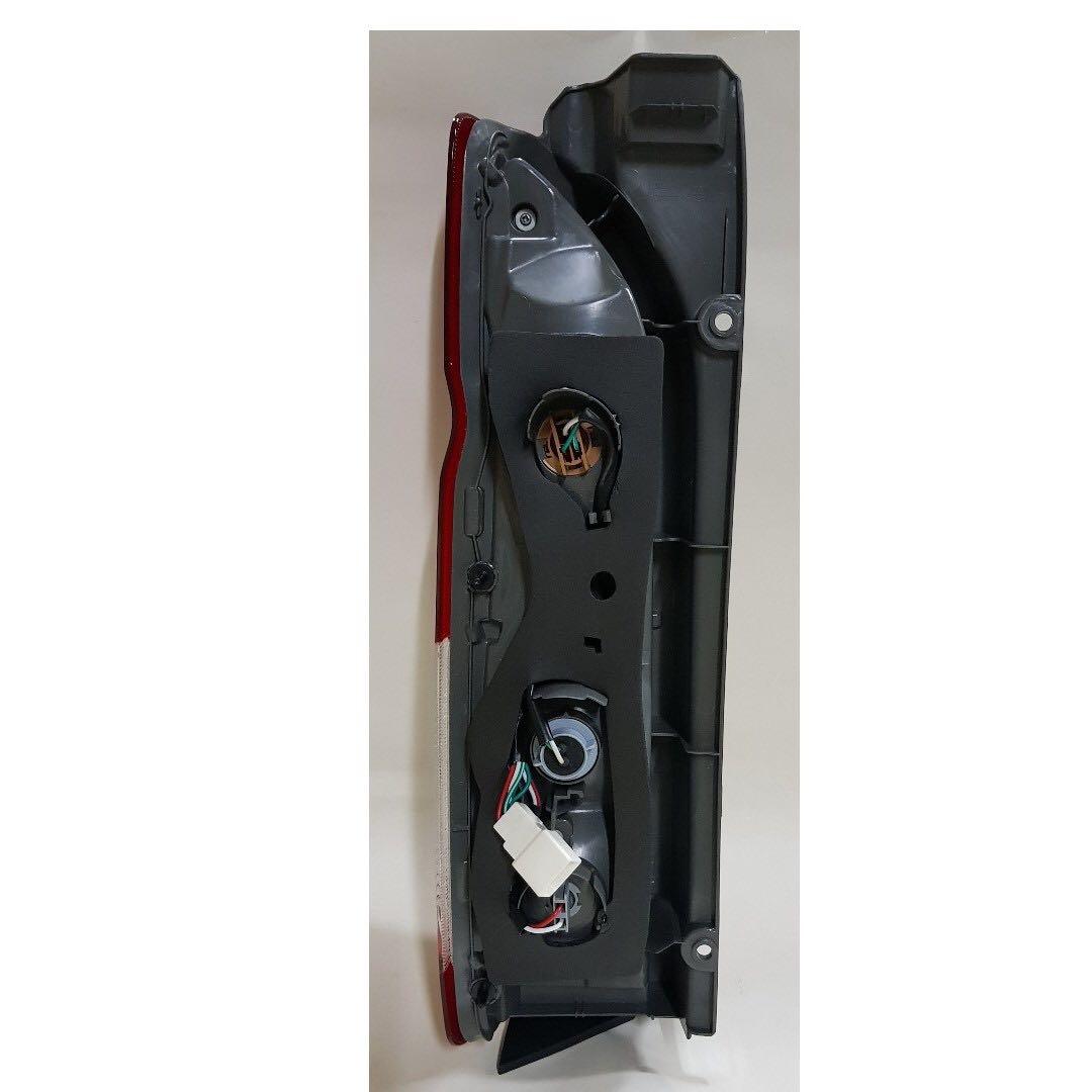 TOYOTA HIACE SUPER GL TAIL LIGHT / TAIL LAMP (NEW), Car ...