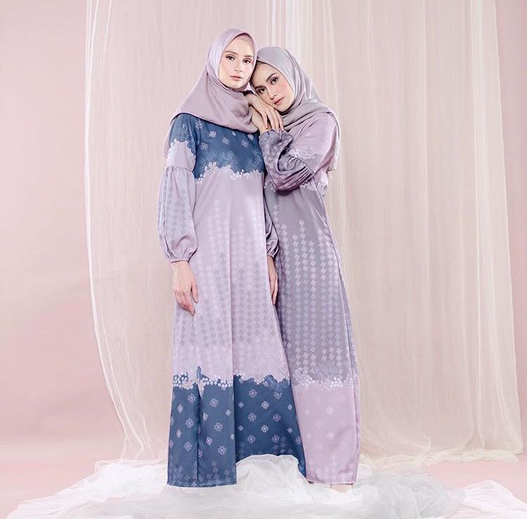 Vanilla Hijab Aere Dress Navy, Women's Fashion, Muslim 