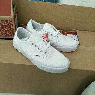 Vans Putih Keren Fesyen Pria Sepatu Sneakers Di Carousell