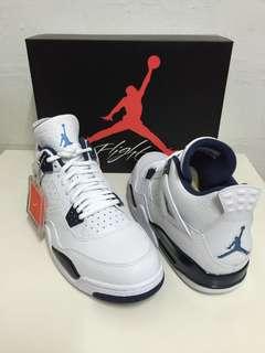 Air Jordan 4 (Legend Blue)